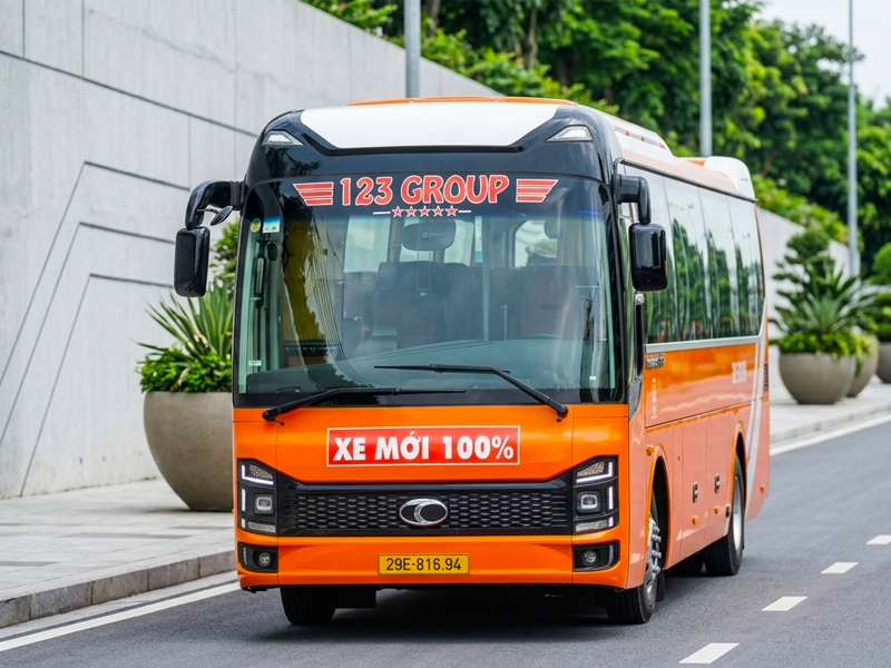 Xe du lịch 35 chỗ